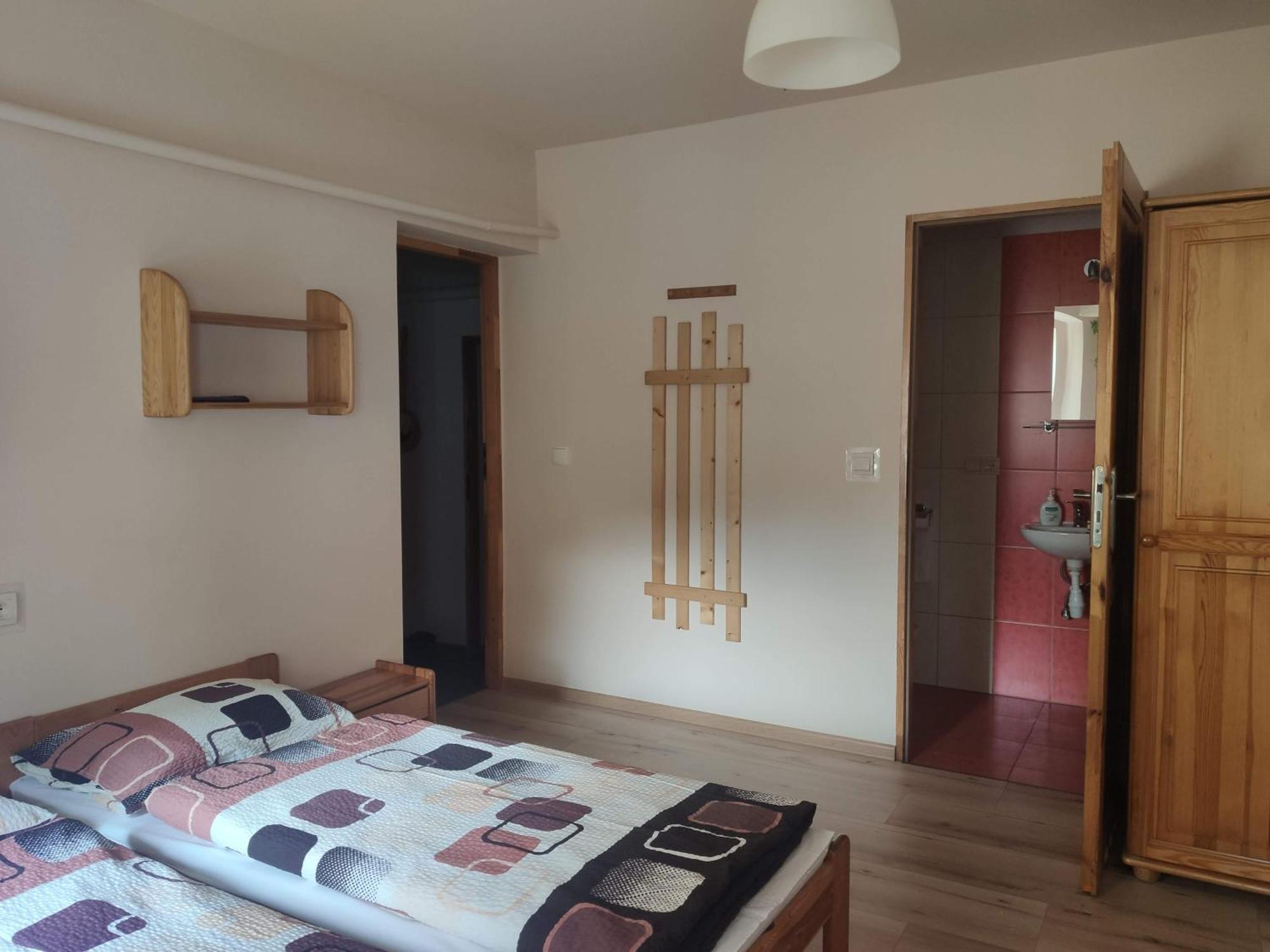 Apartamenty I Pokoje Goscinne "Wacus" Srebrna Góra Exterior foto