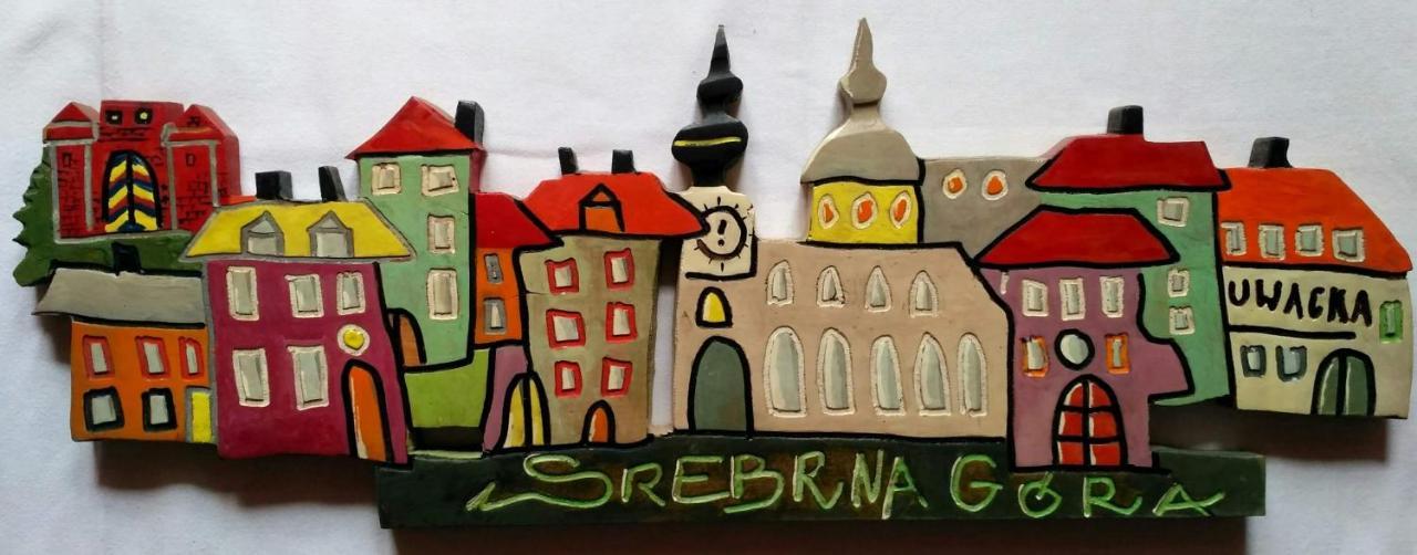 Apartamenty I Pokoje Goscinne "Wacus" Srebrna Góra Exterior foto